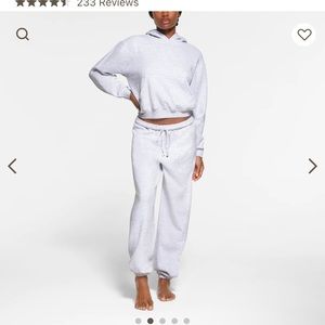 NEVER WORN SKIMS COTTON FLEECE CLASSIC JOGGER